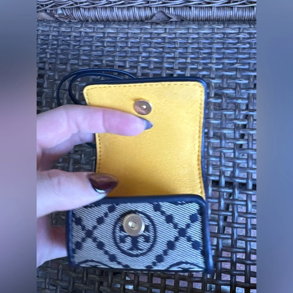 Tory Burch T Monogram Jacquard Airpods Case
